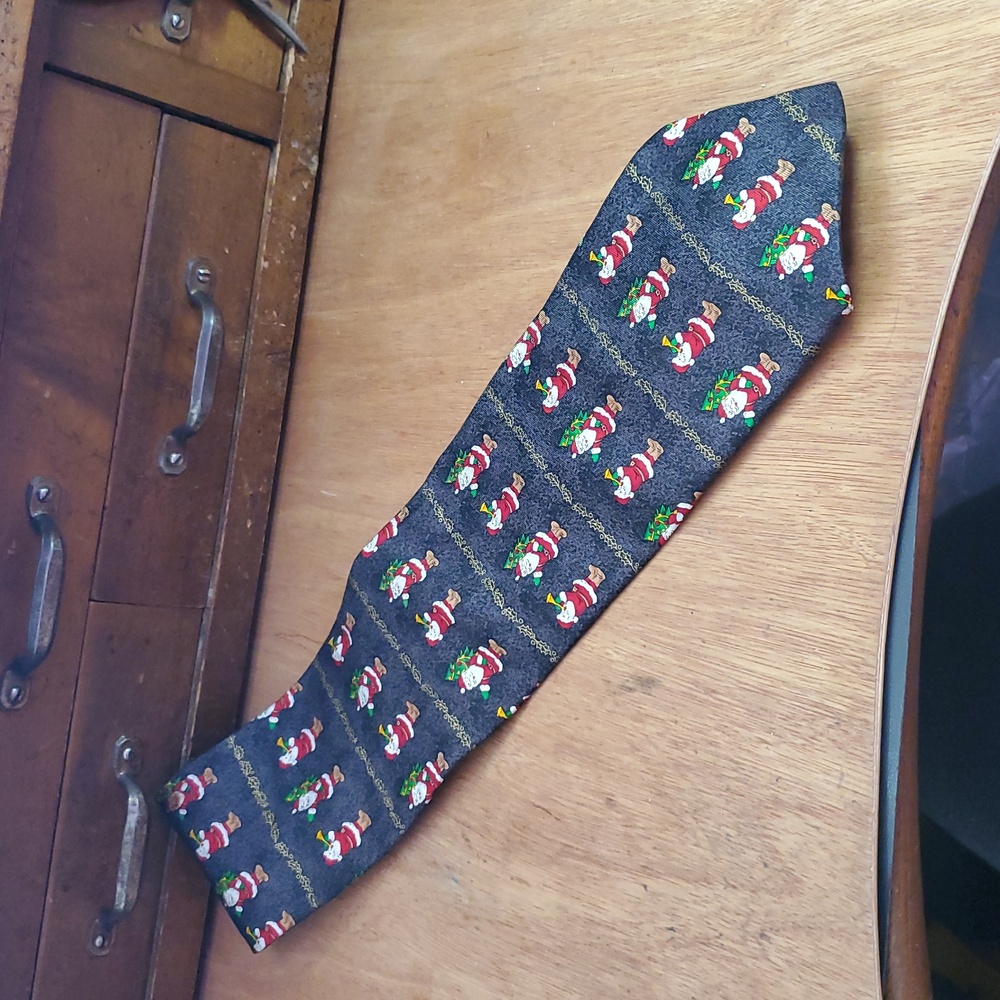 VTG Hallmark Holiday Traditions Mens Christmas Novelty Necktie